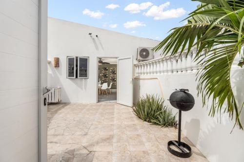 Lagoville Apartment | San Nicolas Retreat
