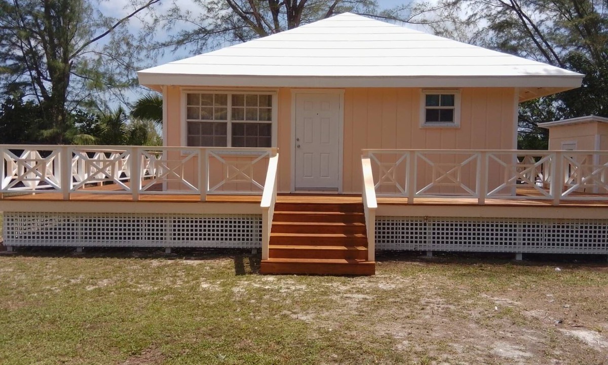 Bahama Palm Shores Cottage | Sanddollar Cottage: Adorable 1-bedroom cottage with AC in charming Abaco