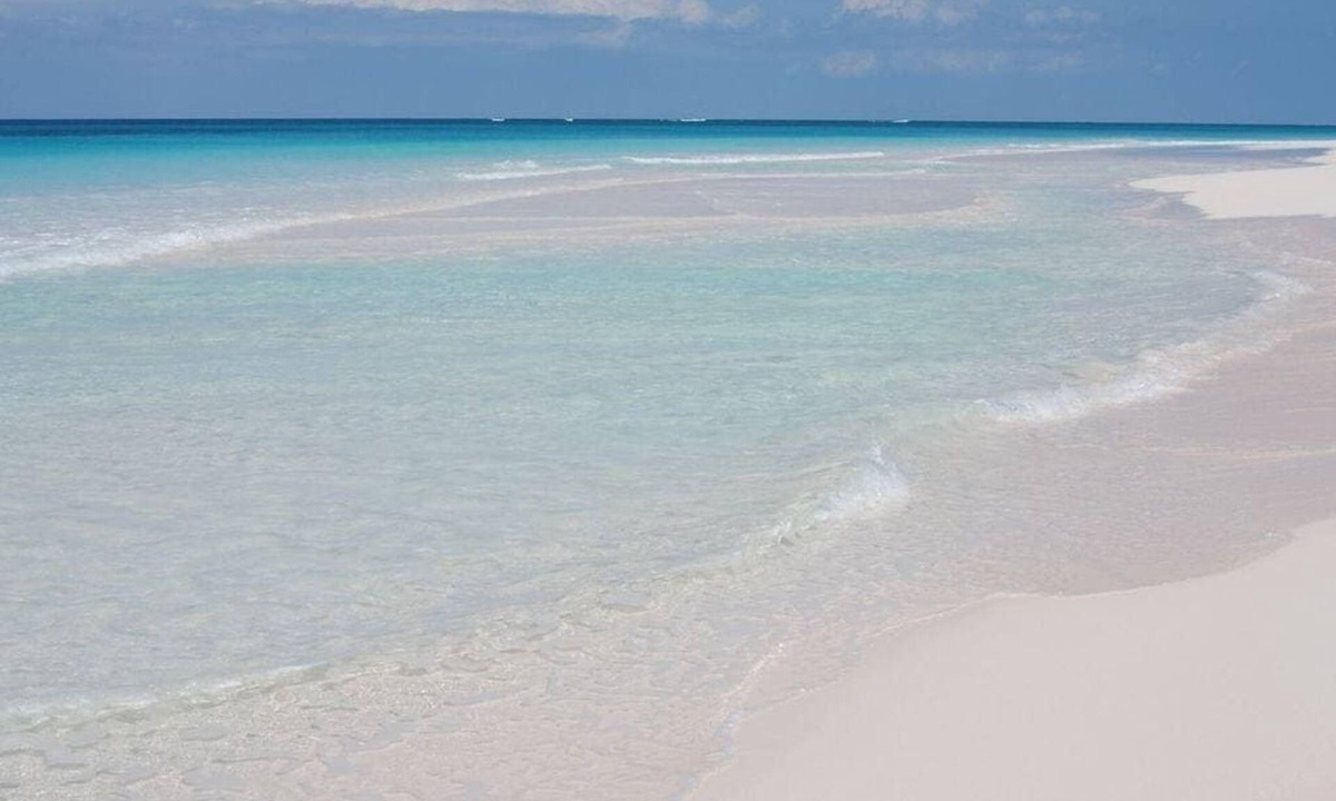 Governor's Harbour House | Sea Walk 4 Bedroom Home