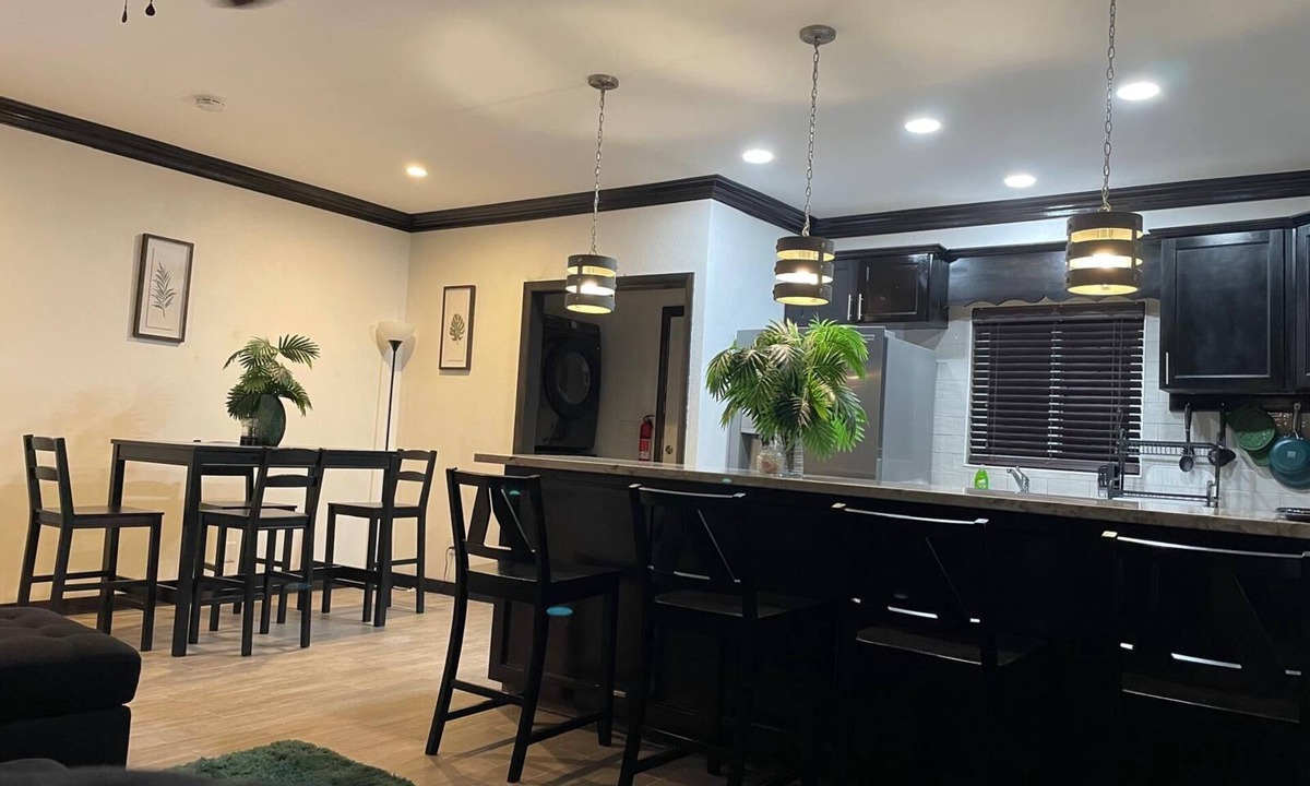 Marsh Harbour Apartment | Secluded Contemporary 2BR 2BA Suite