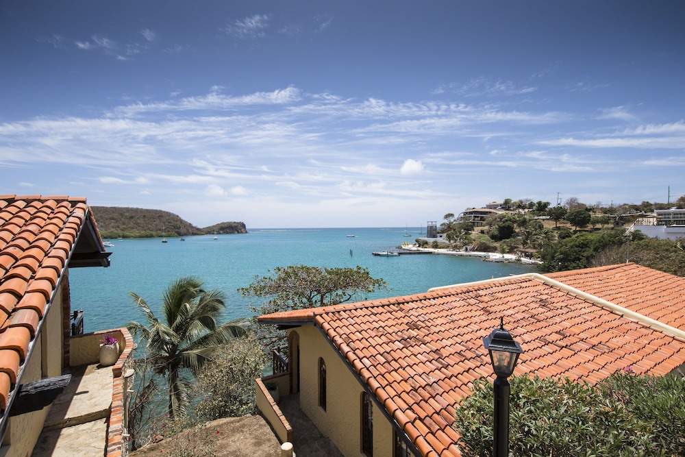 Lance aux Epines Hotel | Secret Harbour Boutique Hotel and Marina
