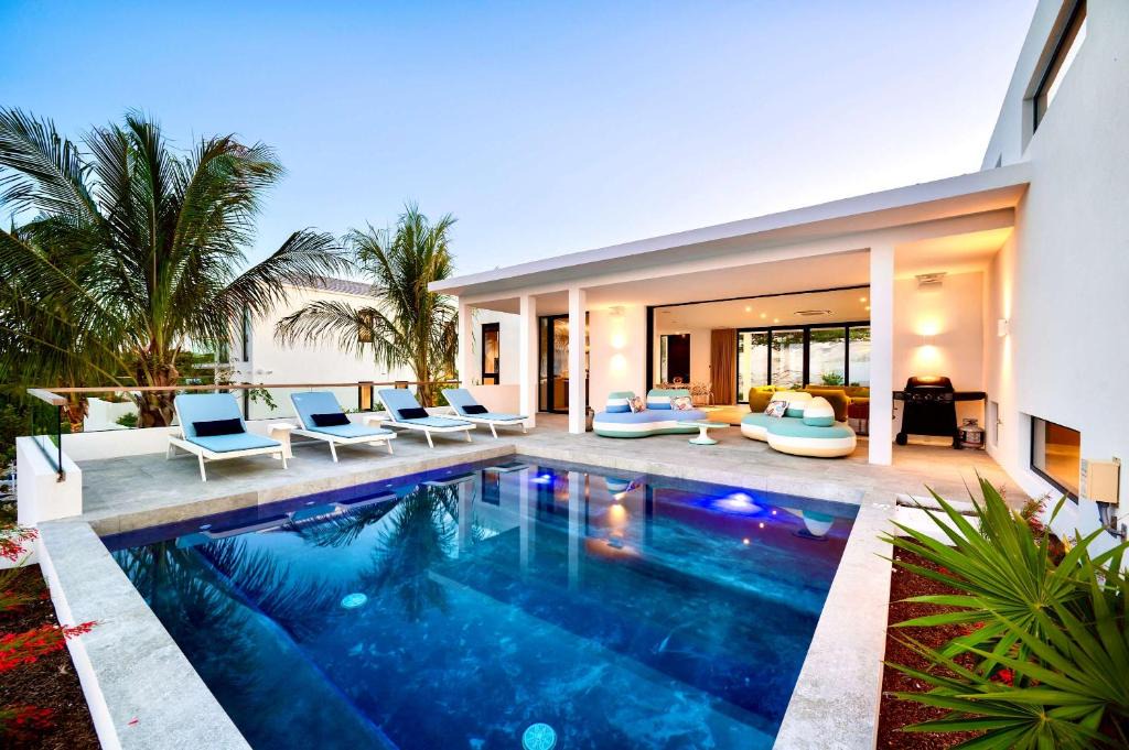 Blue Mountain Villa | Skyline Villas - Villa Venus with Private Pool