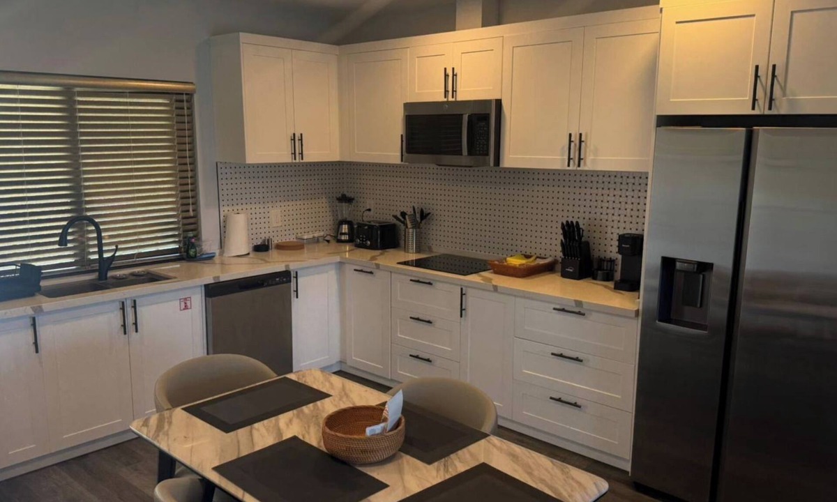 Bahamas Terrace Apartment | Spacious 1-Bedroom Suite w/Beach View Balcony