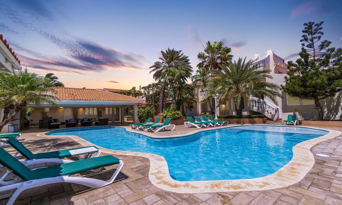 Kamay Villa | Spacious 3 BR Across the Street from Top Beach