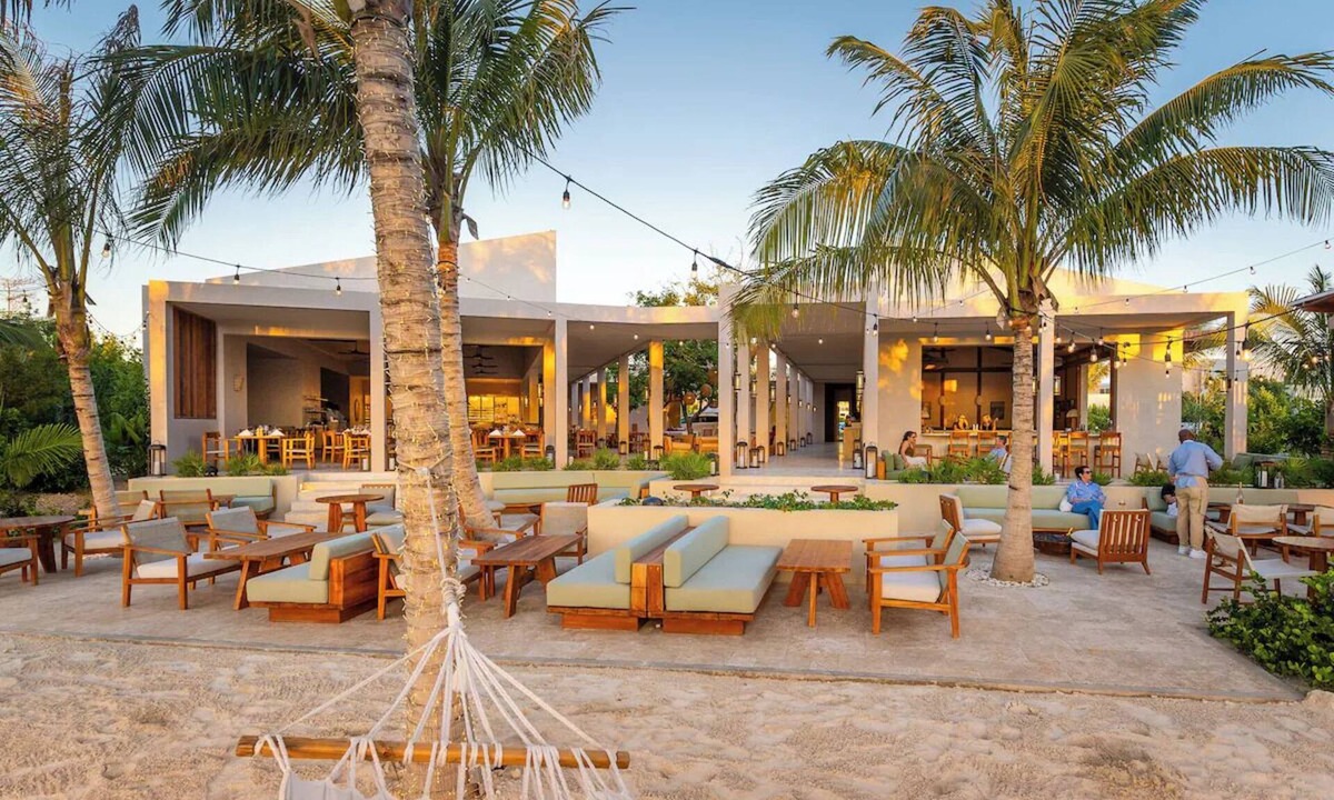 Juba Sound Hotel | Spacious Room w/Sea Views + Modern Elegance – Perfect for Relaxing Retreat