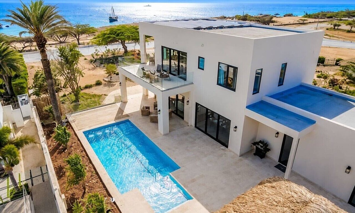 Malmok Villa | Sunset Cove Brand-New Luxury Oceanfront Villa with Panoramic Caribbean Views