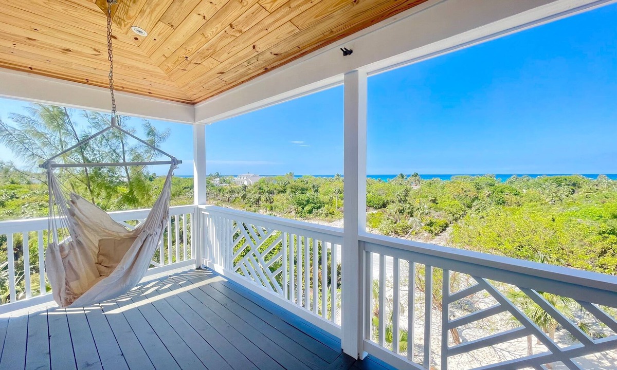 North Palmetto Point House | The Better Life 4 Bedroom Home