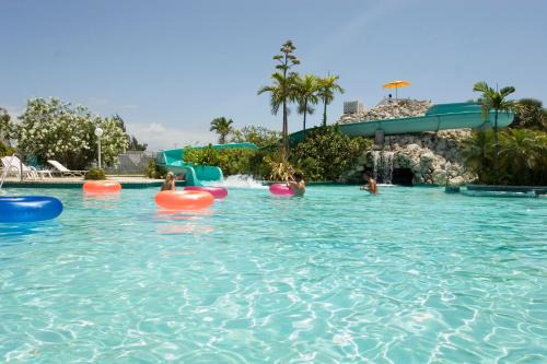 Bell Channel Bay Resort | The Marlin at Taino Beach Resort