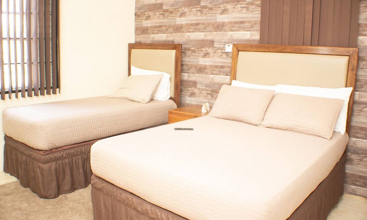 Falmouth Apartment | The Vista Inn Suite #5