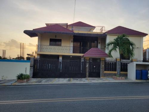 Santiago de los Caballeros House | Three Bed Room Next to Colinas Mall near monumento
