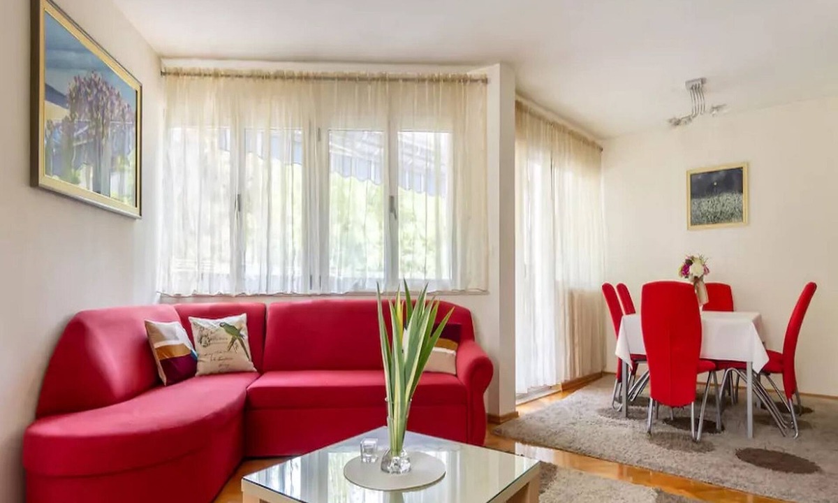 Split Apartment | Three BR ✦ Fully equipped large apartment✦ City center and beach proximity ✦