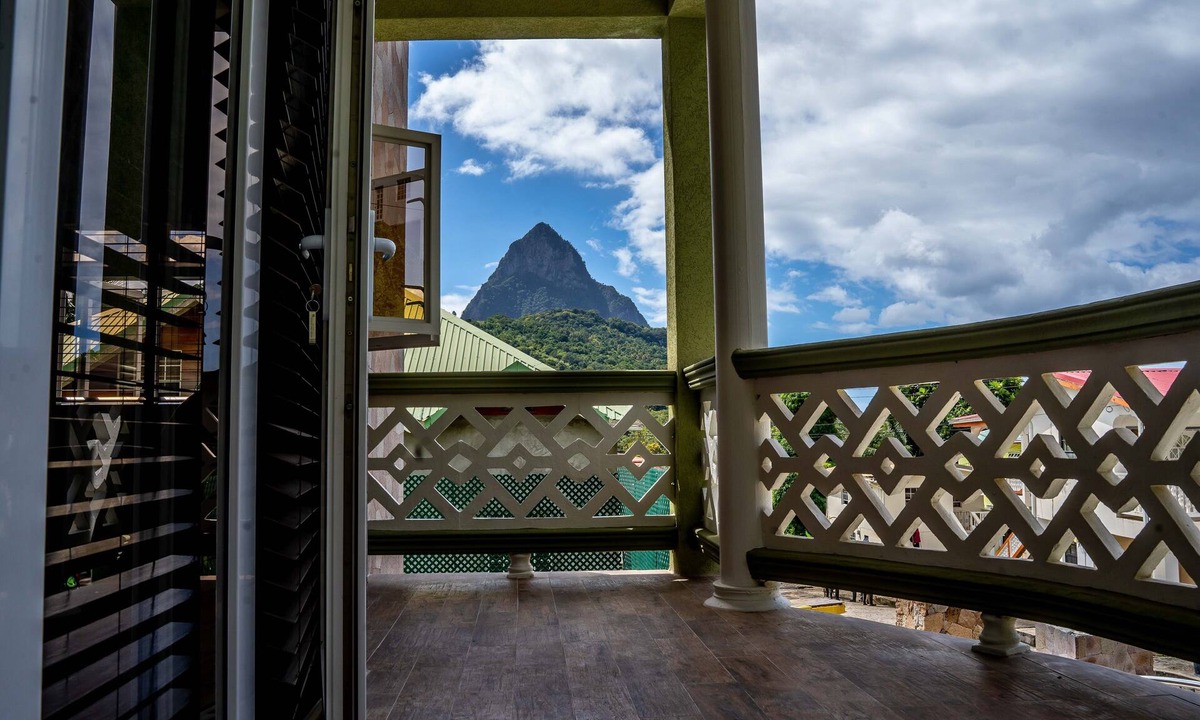 Soufriere Apartment | Topaz Apartment Villa - Piton View