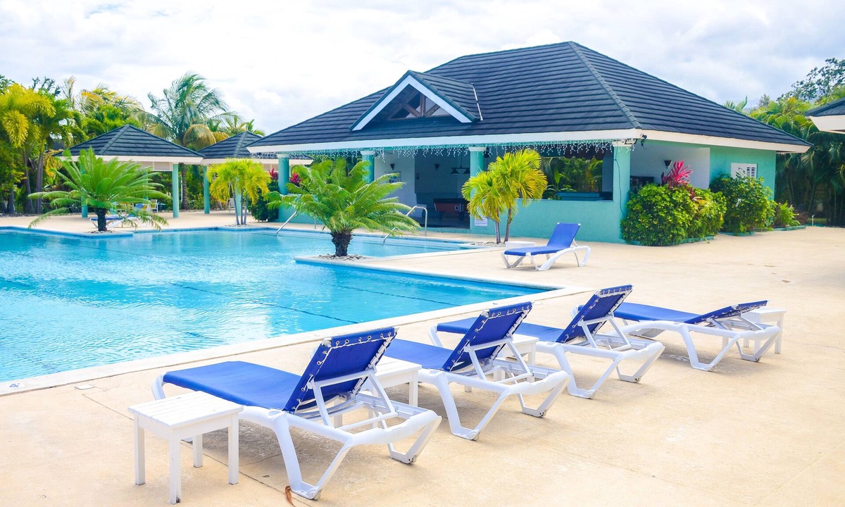 St. Ann's Bay Hotel | Tranquillity at The Palms