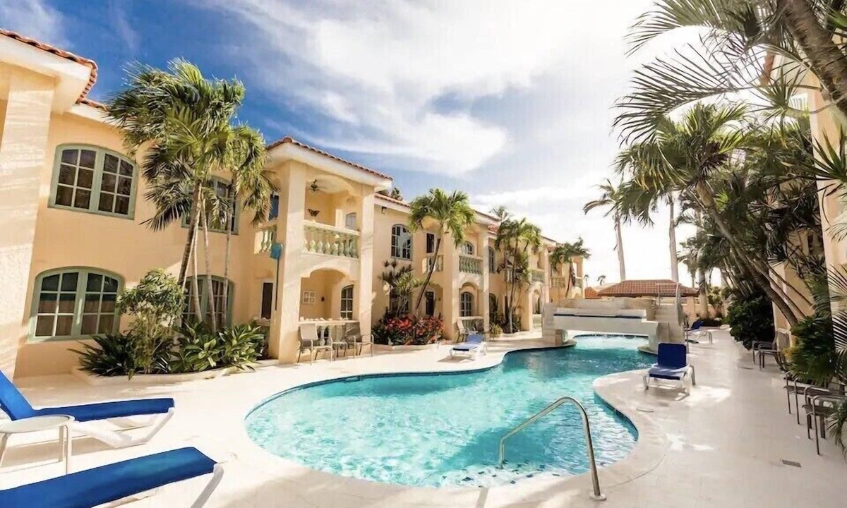 Opal Apartment | Tropical Oasis in Aruba | Walk to Palm Beach