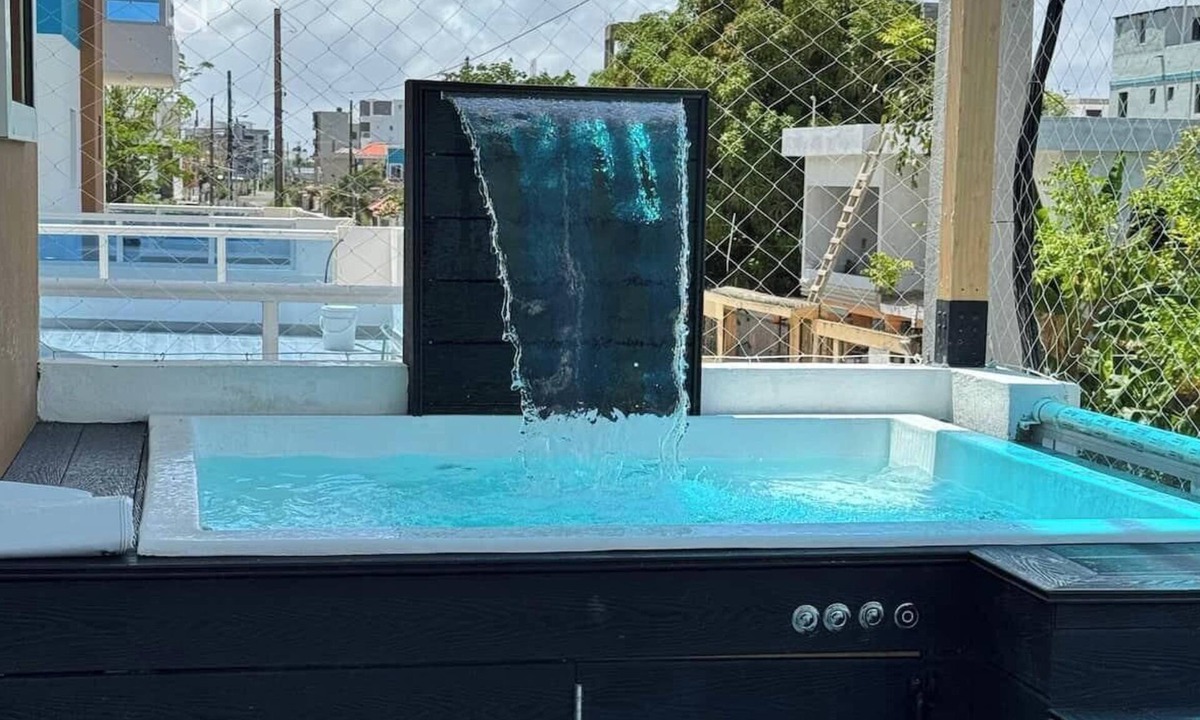 Prado Oriental Apartment | Tropico Smart by Suarez Properties | 2BR & Jacuzzi