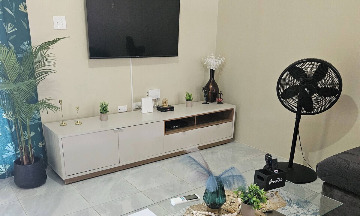 Discovery Bay House | VaeTropicalParadise Free Puerto Seco Beach Access