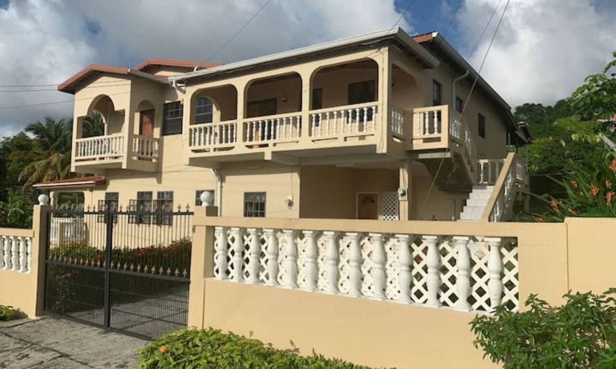Gros Islet Apartment | Villa Bella Rosa - Fully air condition top floor apartment