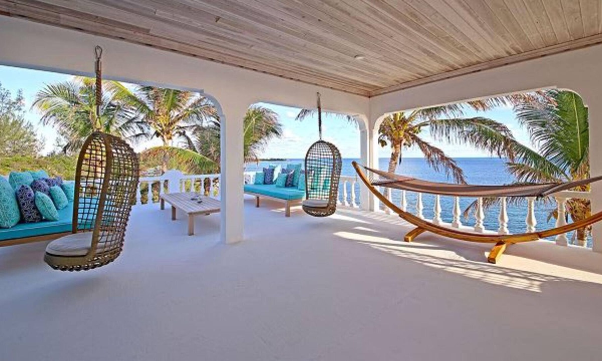 Rainbow Bay House | Villa C by Eleuthera Vacation Rentals