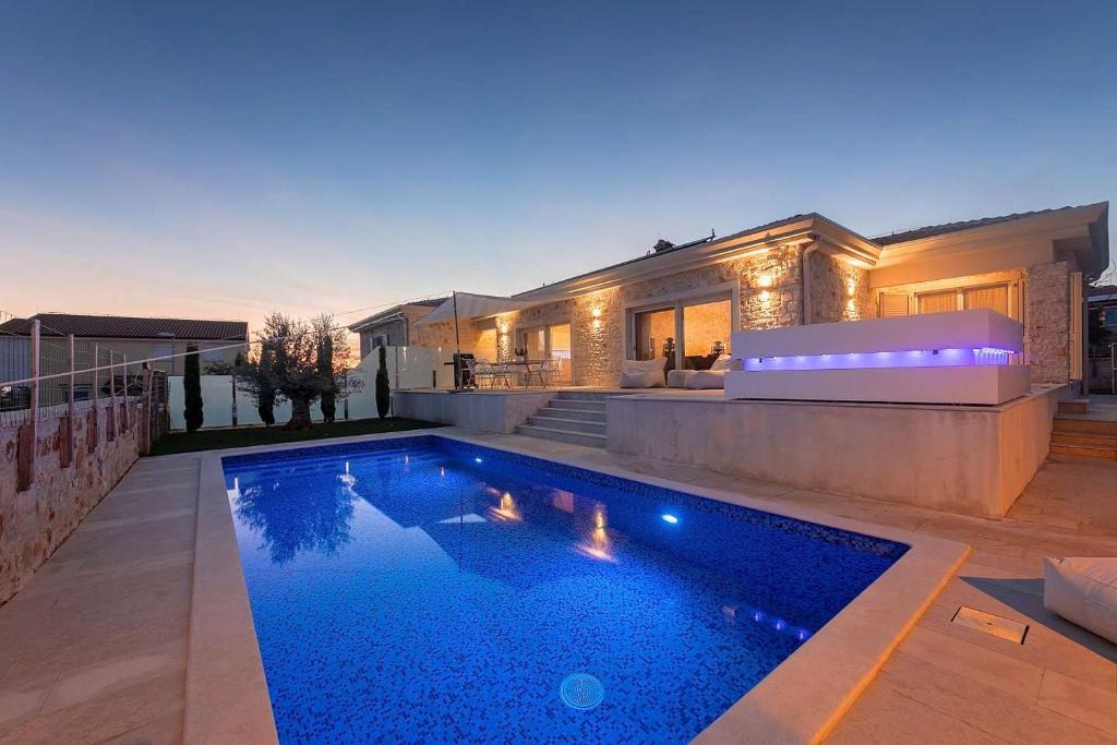Frata House | Villa Puccini