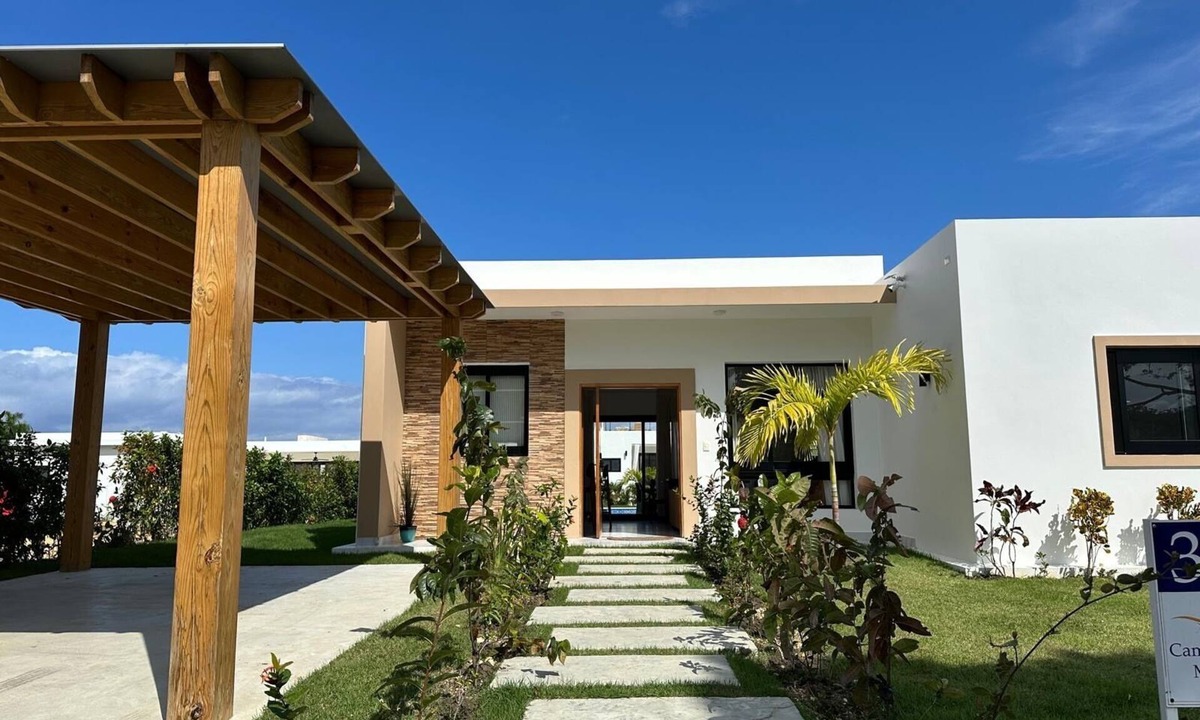 Playa Chiquita Villa | Villa Tranquila: Luxury Villa in Sosua Ocean Village, Dominican Republic