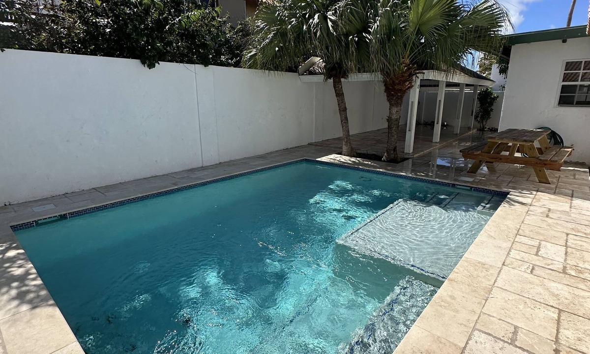 Opal Villa | VillaMango - VillaMango - Aruba's only giant deck chair!
