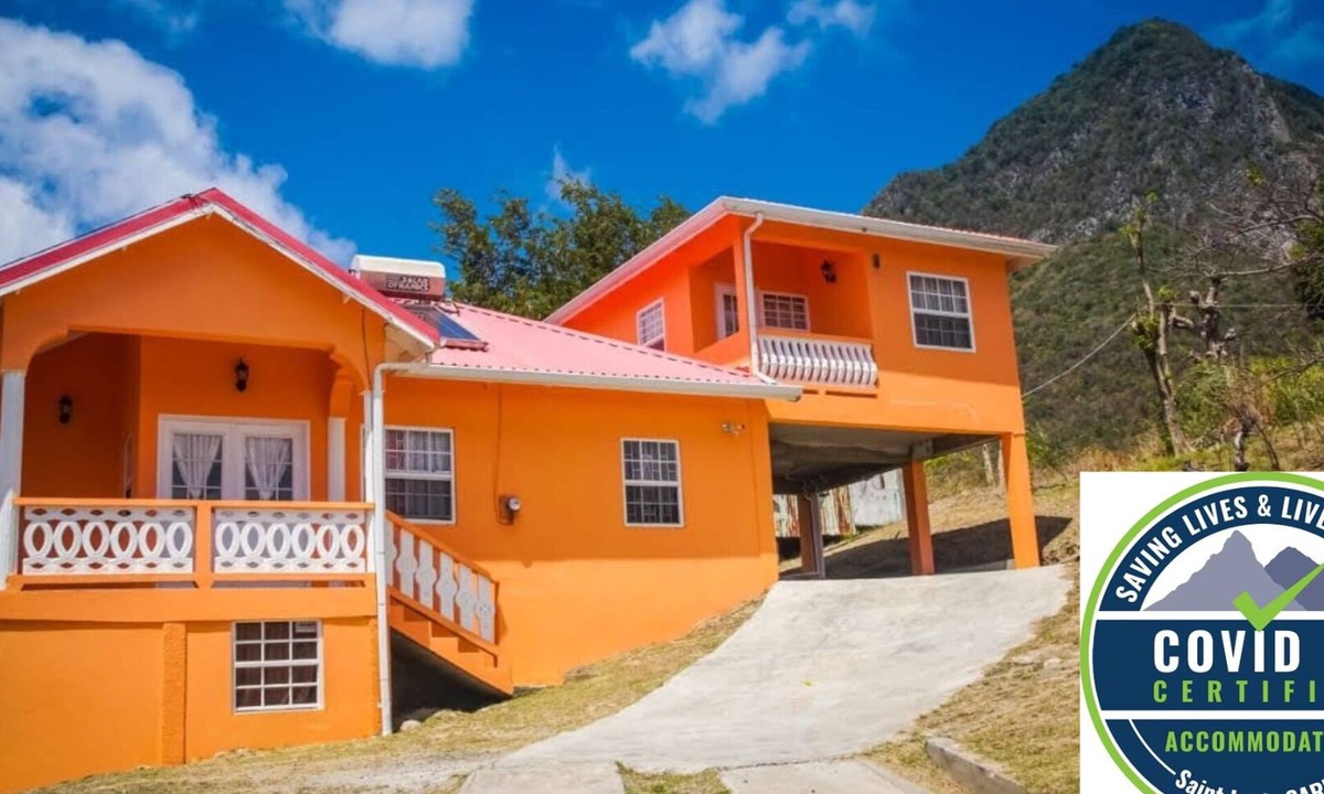 Choiseul Apartment | Vinaya's Studio Apartment-Romantic Hideaway