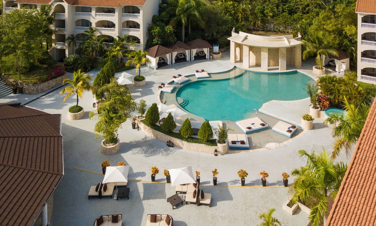 Puerto Plata Resort | VIP 2BR Presidential Suite @ Lifestyle Holidays, Mando All-Inclusive Fee Extra