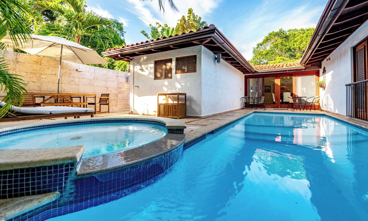 Los Lagos Villa | Walking Distance to the Beach