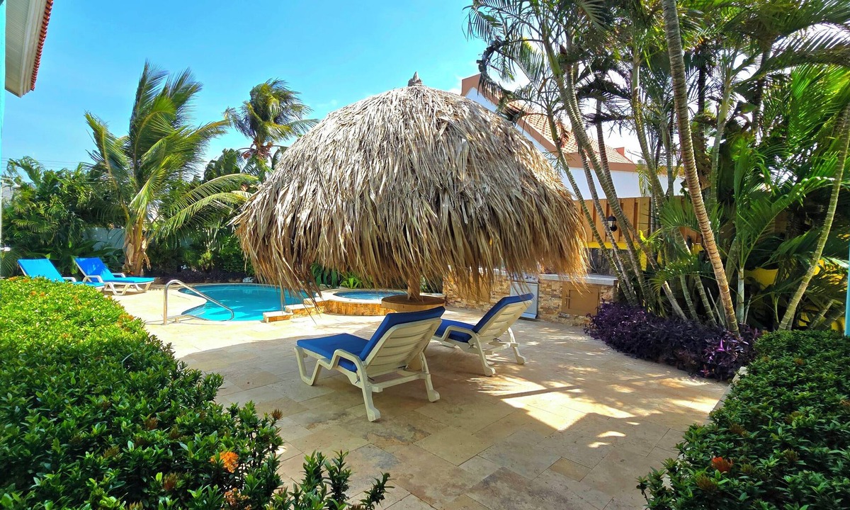 Noord Apartment | Wonderful 1-bedroom Apartment 3 km From Eagle Beach