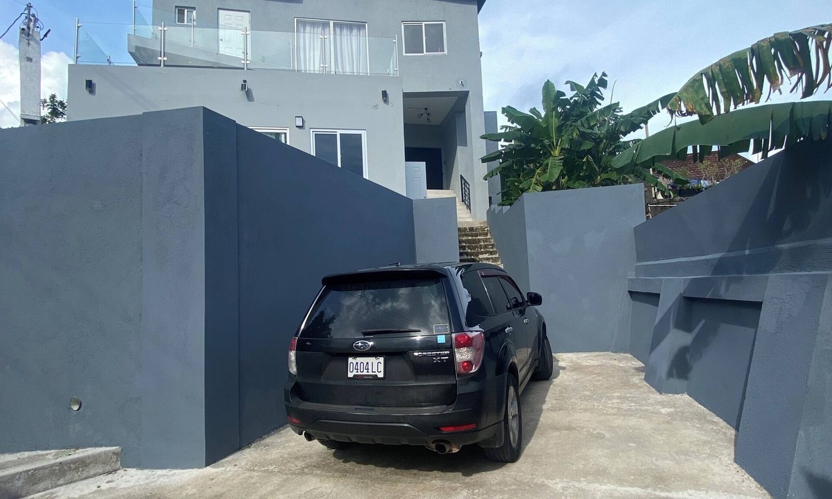 Port Antonio House | Wonderful 5-bedroom house in lovely Port Antonio, convenient location