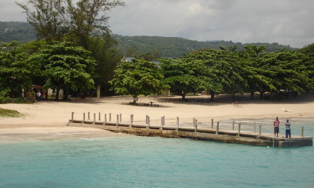 Runaway Bay Cottage | Zen Suite, A Private 2 Bedroom Hideaway