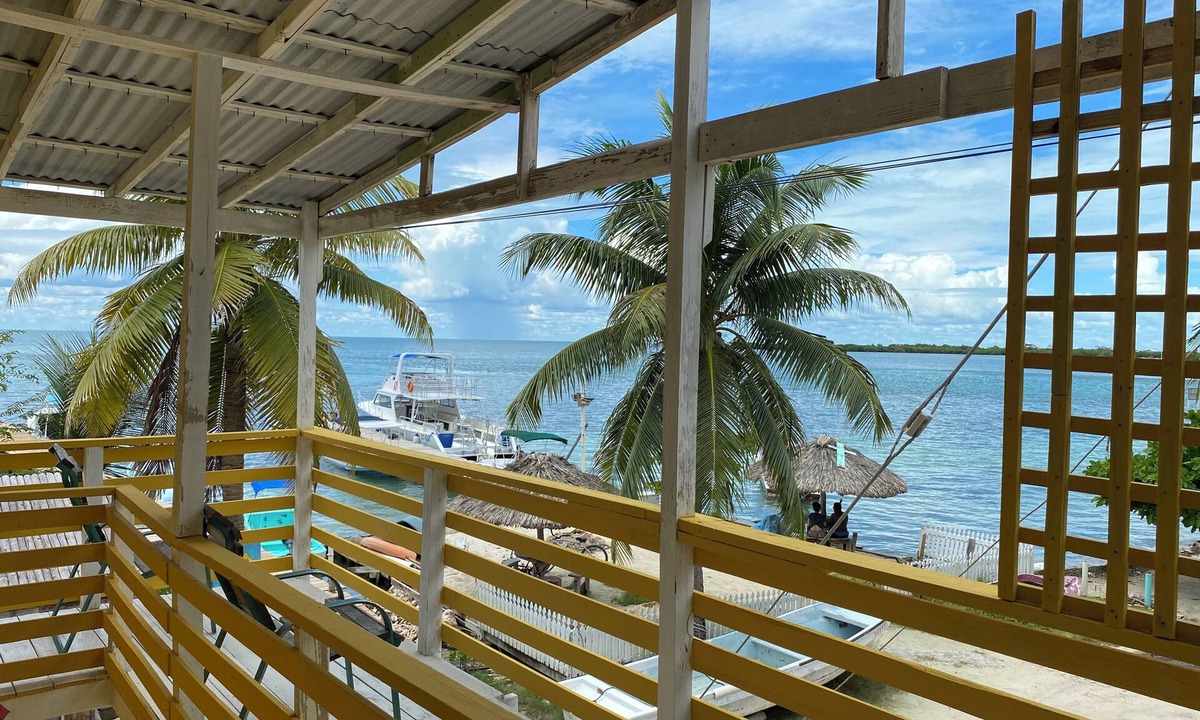 Caye Caulker Apartment | ZNA Beach House