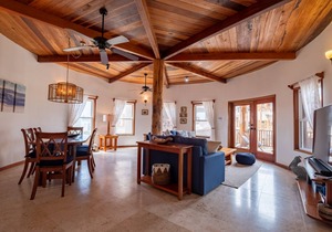 198 m² Condo ∙ 3 bedrooms ∙ 6 guests