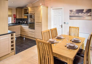 3 bedroom accommodation in Carnforth in Carnforth