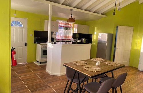 Choiseul Quarter Condo | 1-bedroom condo in charming Choiseul with AC, WiFi. Book now