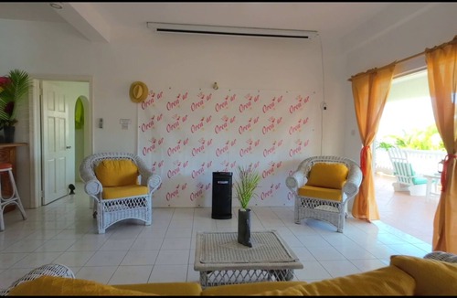 Savannes Villa | 10 Mins From the Airport and Beach