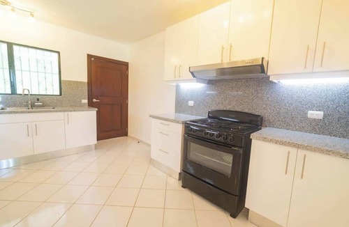 Urbanizacion Tavarez Villa | 14 BR Getaway 2 mins from Sosua action!