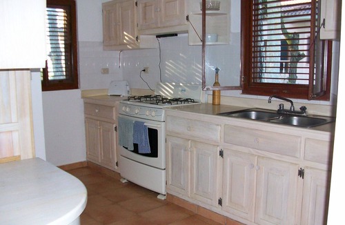 Playa Chiquita House | 1BD family-friendly casita with pool and ping-pong table, near ocean