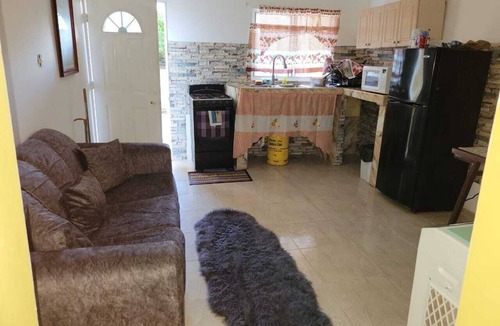 Tower Isle Apartment | 1BR Island Hideaway Near Beaches & Ocho Rios