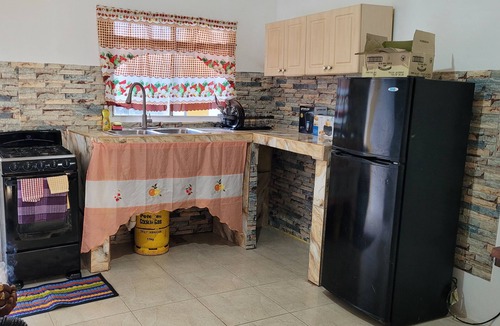 Tower Isle Apartment | 1BR Island Hideaway Near Beaches & Ocho Rios