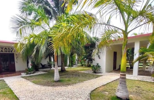 Corozal Cottage | 2 BD Villa, King, Queen, Kitchen, Pool, Fishing, BTB Approved, Quiet, on Ocean