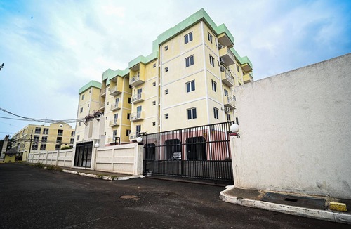 Eden Gardens Apartment | 2-bedroom apartment in New Kingston with cool AC breeze- Château de Luxe