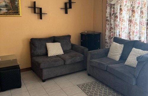 Camperdown House | 2-bedroom townhouse in charming Kingston & St. Andrew with Wifi, AC, Wall Fans