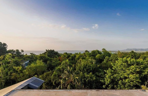 West End House | 2026 Special! New Designer Villa on top of Negril!