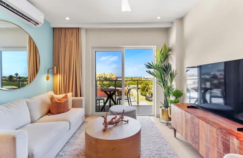 Opal Apartment | 2BR Condo w/Island View | Aracari 27 by Bocobay