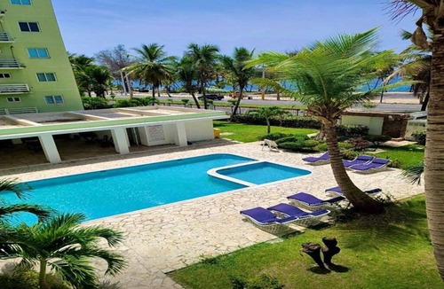 Ensanche Isabelita Apartment | 3-bedroom apartment in charming Santo Domingo Este with AC, WiFi