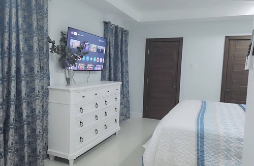 Portmore House | 3-bedroom house in nice Portmore with cool AC for relaxing stay