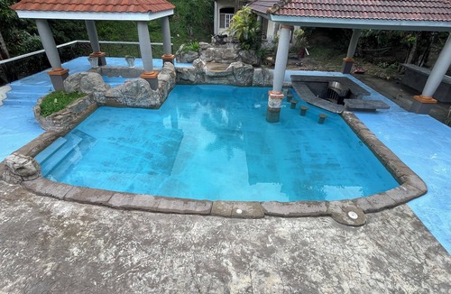 Jack's Hill House | 3-bedroom luxurious house in Kingston with pool, private parking free WiFi