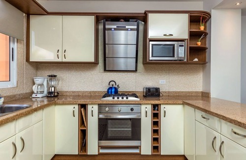 Oranjestad-West House | 3 bedroom townhome close to beach! Great for family