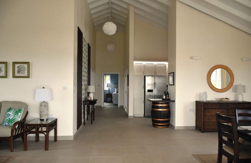 Gros Islet Villa | 3-bedroom villa with pool and lovely sea views in South Hills, Cap Estate